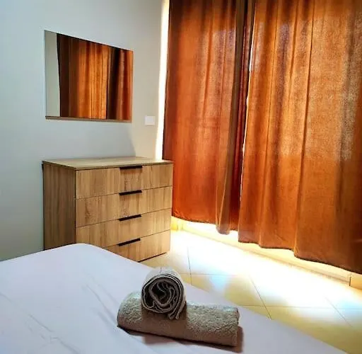 Dahlila\'S Home