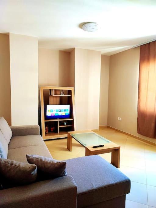 Apartament Dahlila's